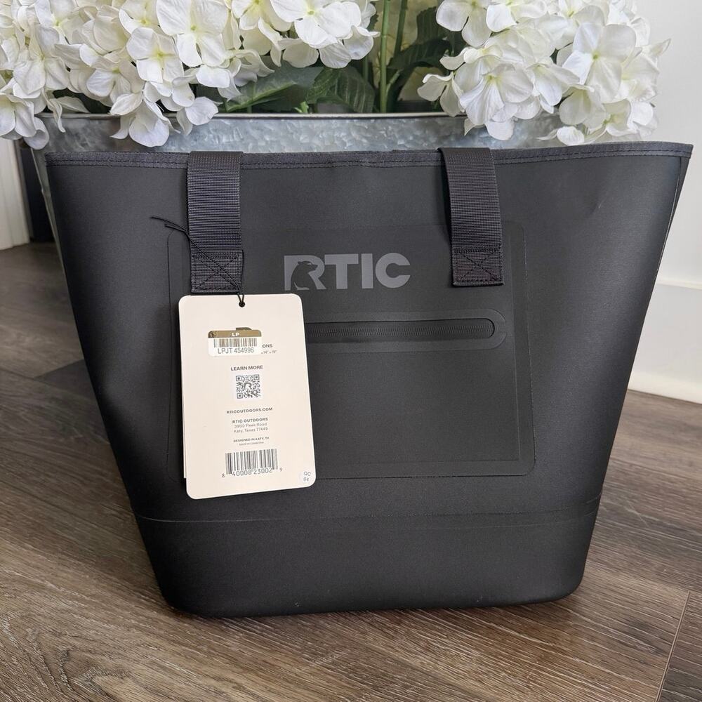 RTIC Ultra-Tough Waterproof Tote Bag Black TPU Beach Camping Boat 19”